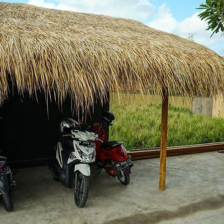ホテルSix Cubes Ubud エクステリア 写真
